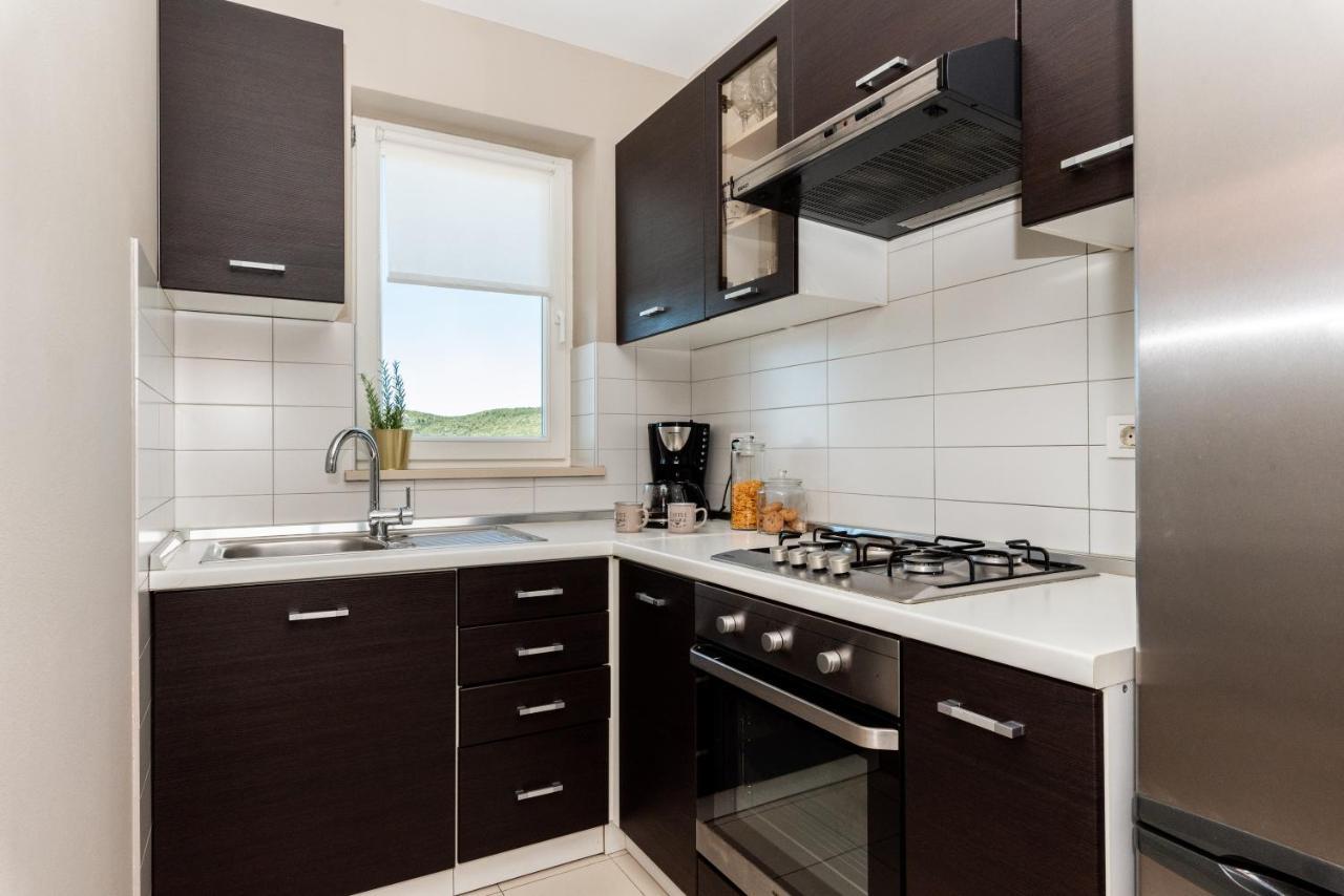 Apartment Cami -Stylish Apartment With A Beautiful Seaview Rabac Eksteriør bilde
