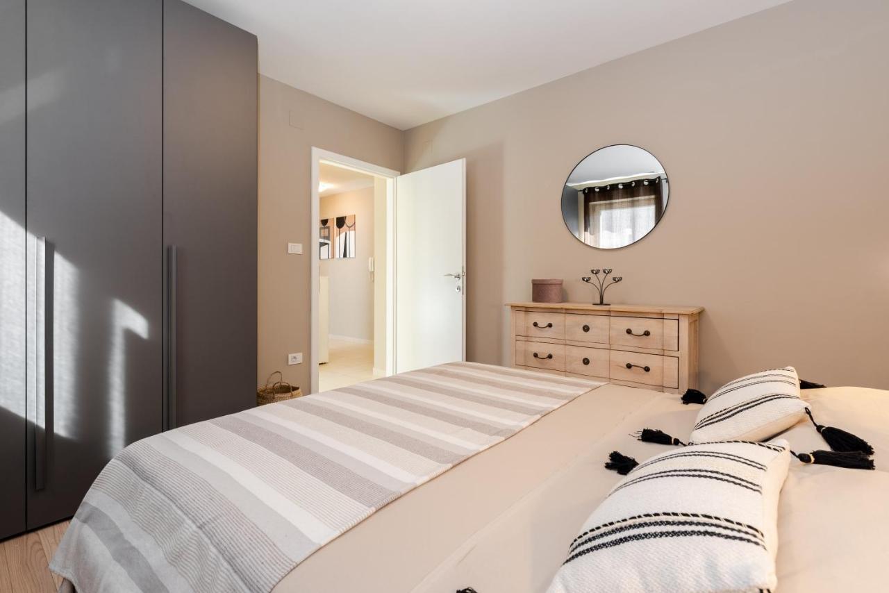 Apartment Cami -Stylish Apartment With A Beautiful Seaview Rabac Eksteriør bilde