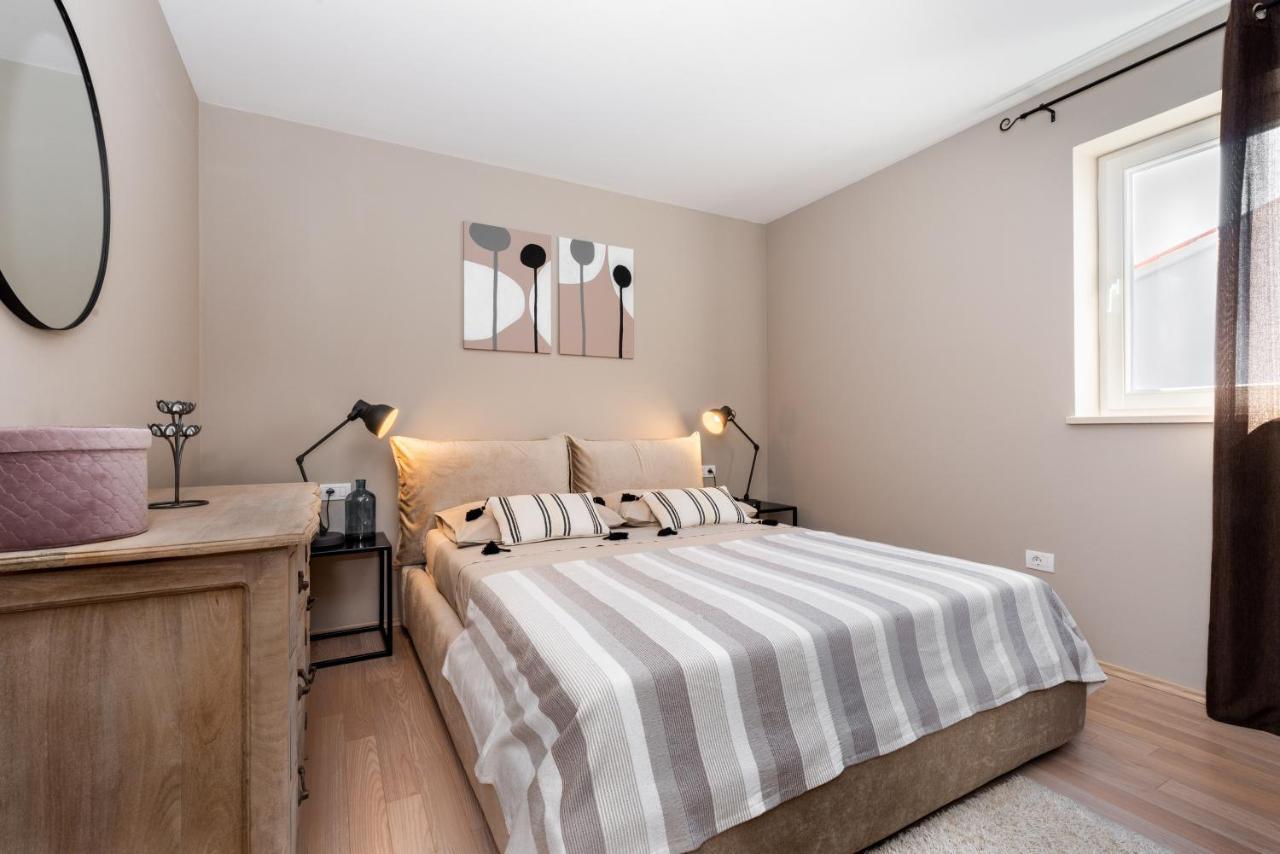 Apartment Cami -Stylish Apartment With A Beautiful Seaview Rabac Eksteriør bilde