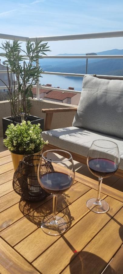 Apartment Cami -Stylish Apartment With A Beautiful Seaview Rabac Eksteriør bilde